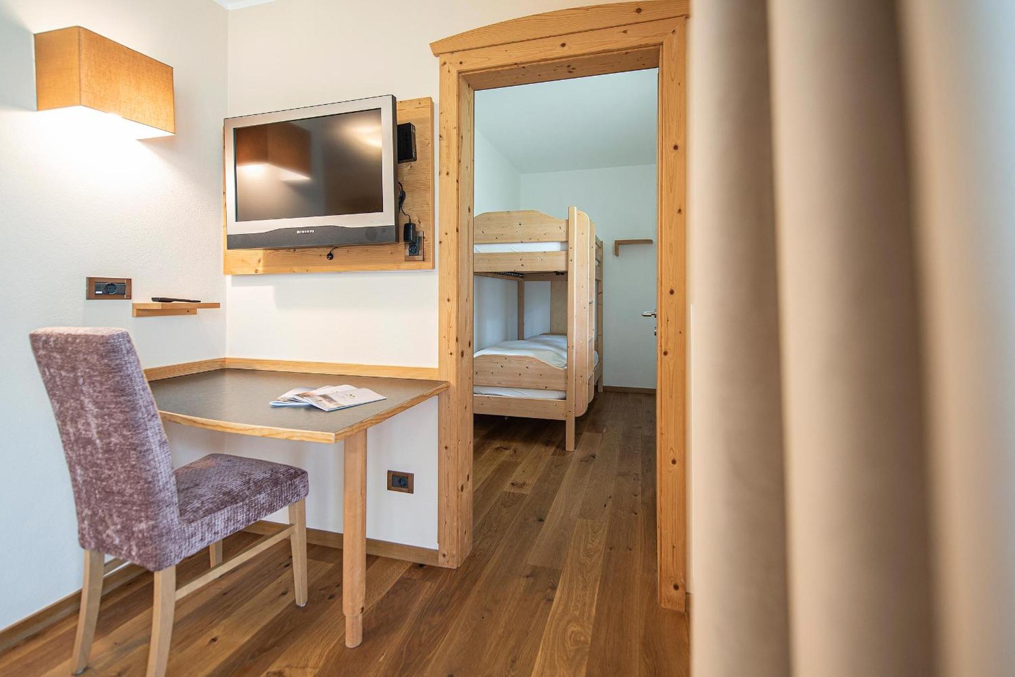 Hotel Vitalpina Waldhof 4*